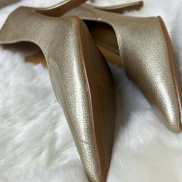 J.Renee Phoebi,women shoes,NEW, pumps,Patente Gold accent,glam,shine,event,prom - Picture 8 of 15